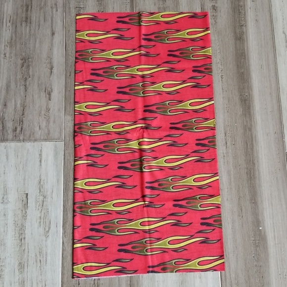 NWT Flames Printed Multifunctional Face Mask - Picture 3 of 6